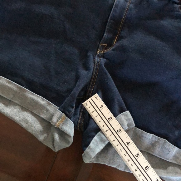 Women’s size 22W AVA & VIV midi blue Jean shorts - Picture 5 of 7